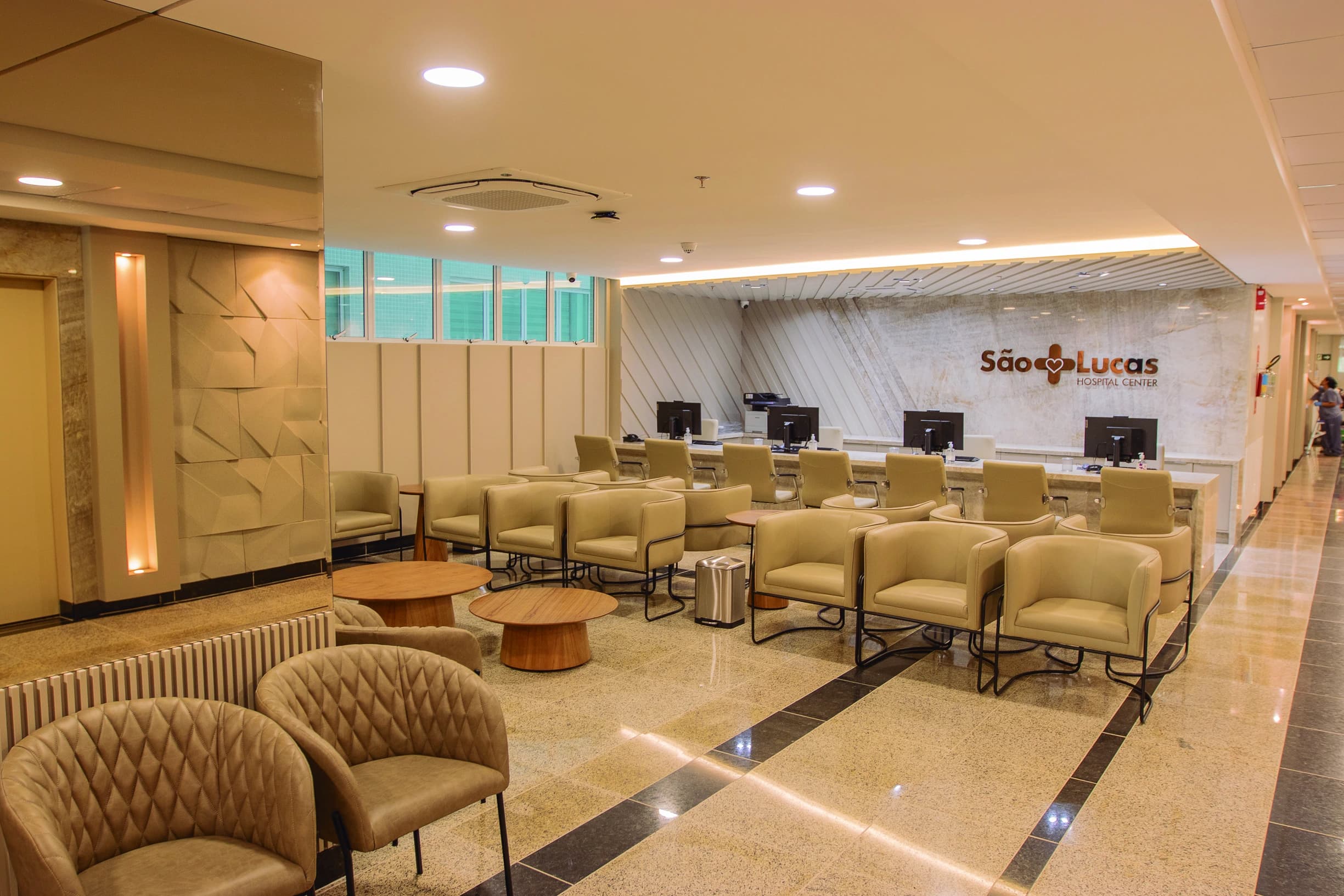 Piso Consultórios Espera