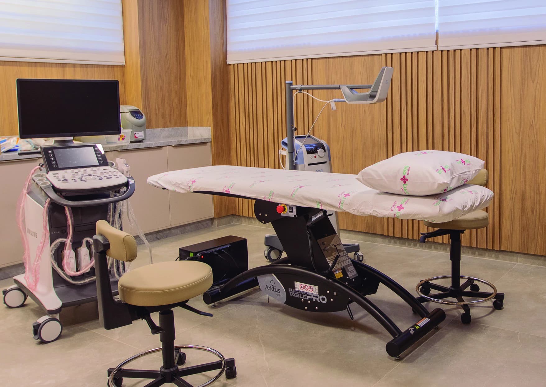 Piso Consultorios Equipamento