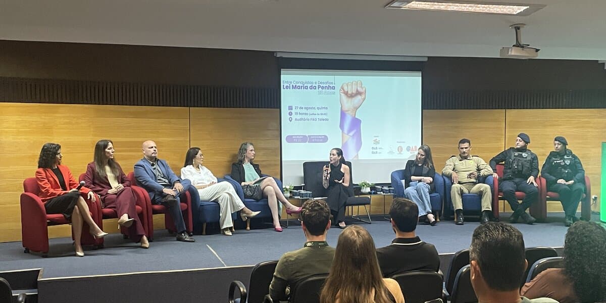  Curso de Direito da FAG Toledo realiza evento em celebração aos 20 anos da Lei Maria da Penha