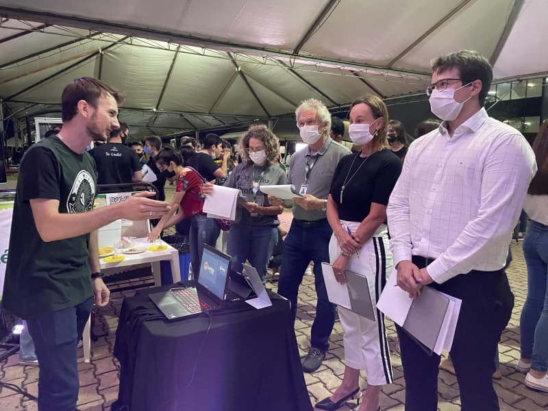 FAG Summit: Acadêmicos e professores apresentam ideias na feira de inovação e empreendedorismo