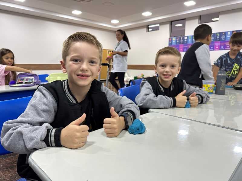 Alegria e novidades marcam a volta às aulas no Colégio FAG Bilíngue