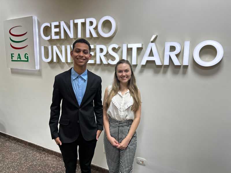 Acadêmicos de Medicina do Centro FAG assumem diretoria da AEMED-PR