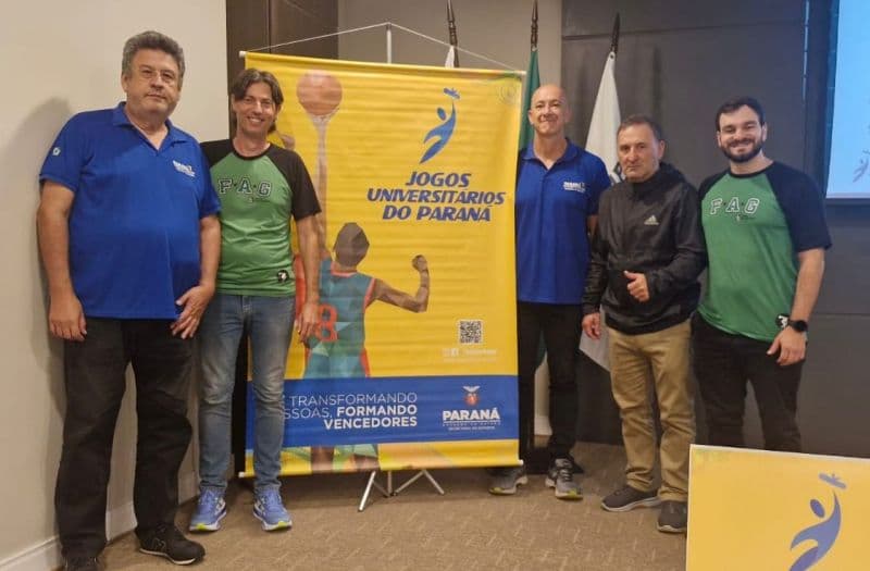 Docentes de Educação Física participam de reunião sobre os Jogos Universitários Paranaenses em Curitiba