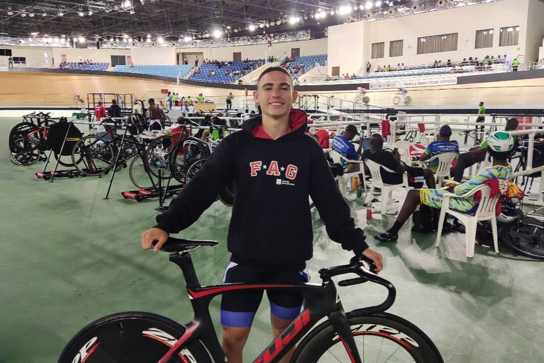 Acadêmico da FAG conquista 4 medalhas de ouro em prova de ciclismo internacional