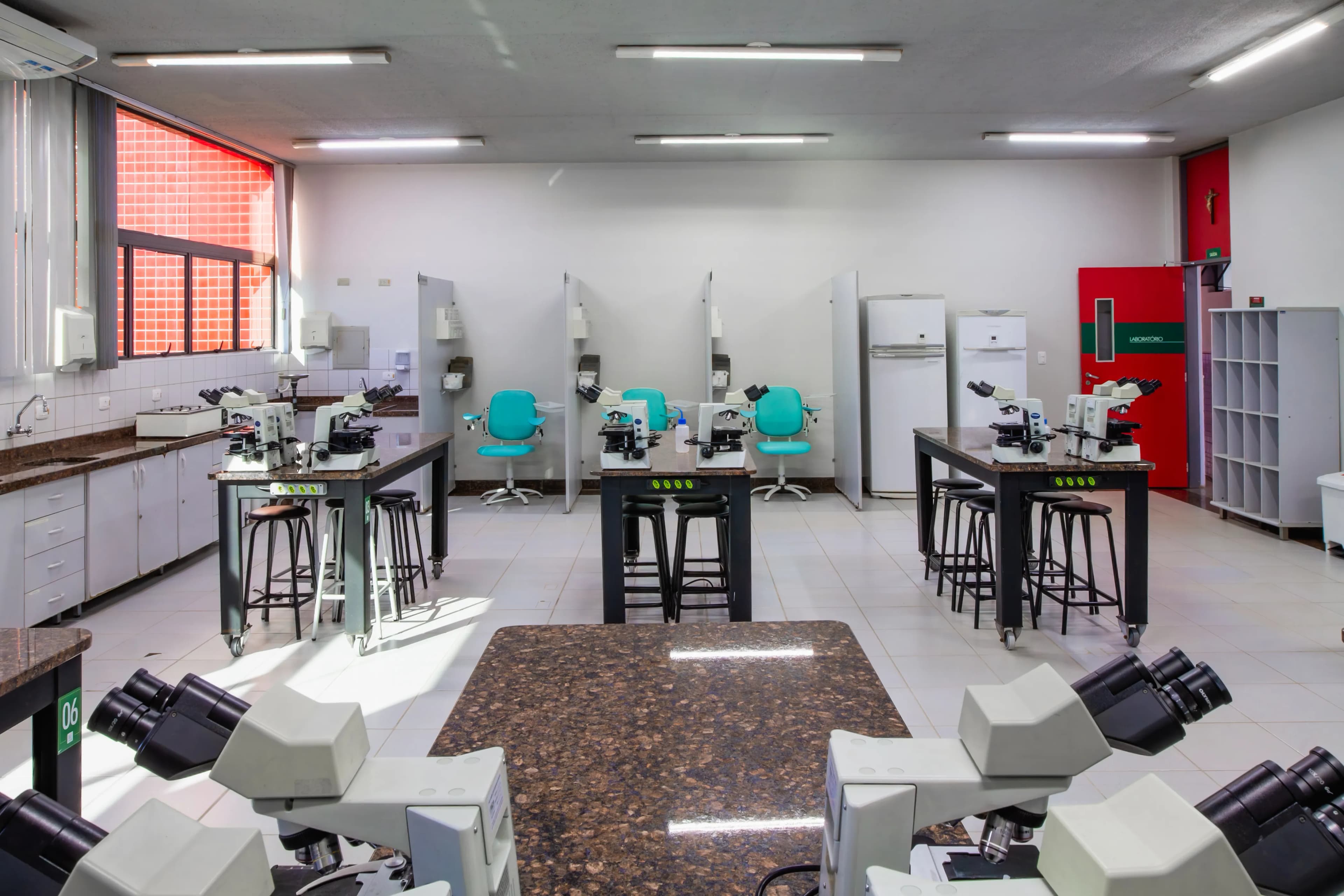 Laboratório de Análises Clínicas