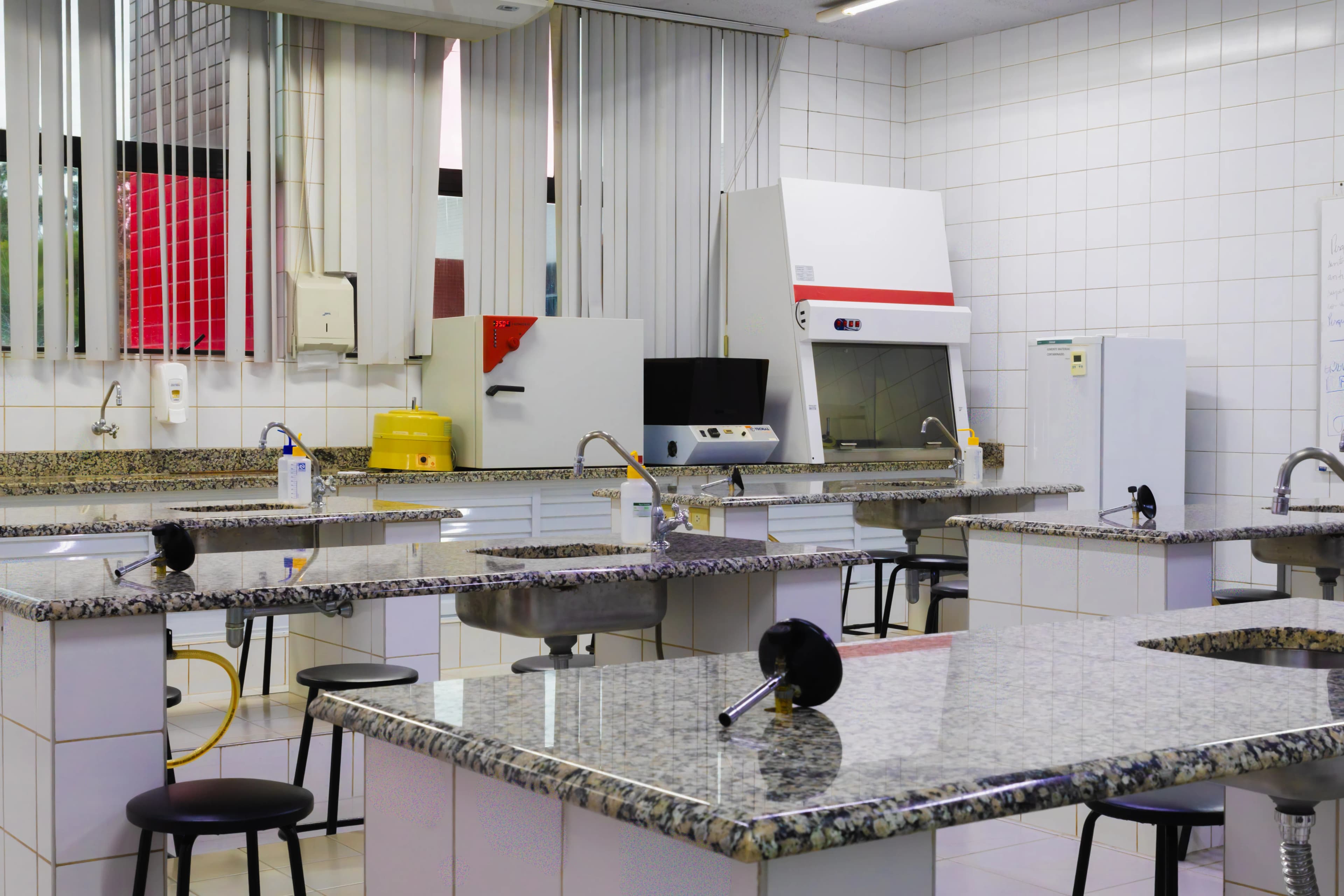 Laboratório de Microbiologia II