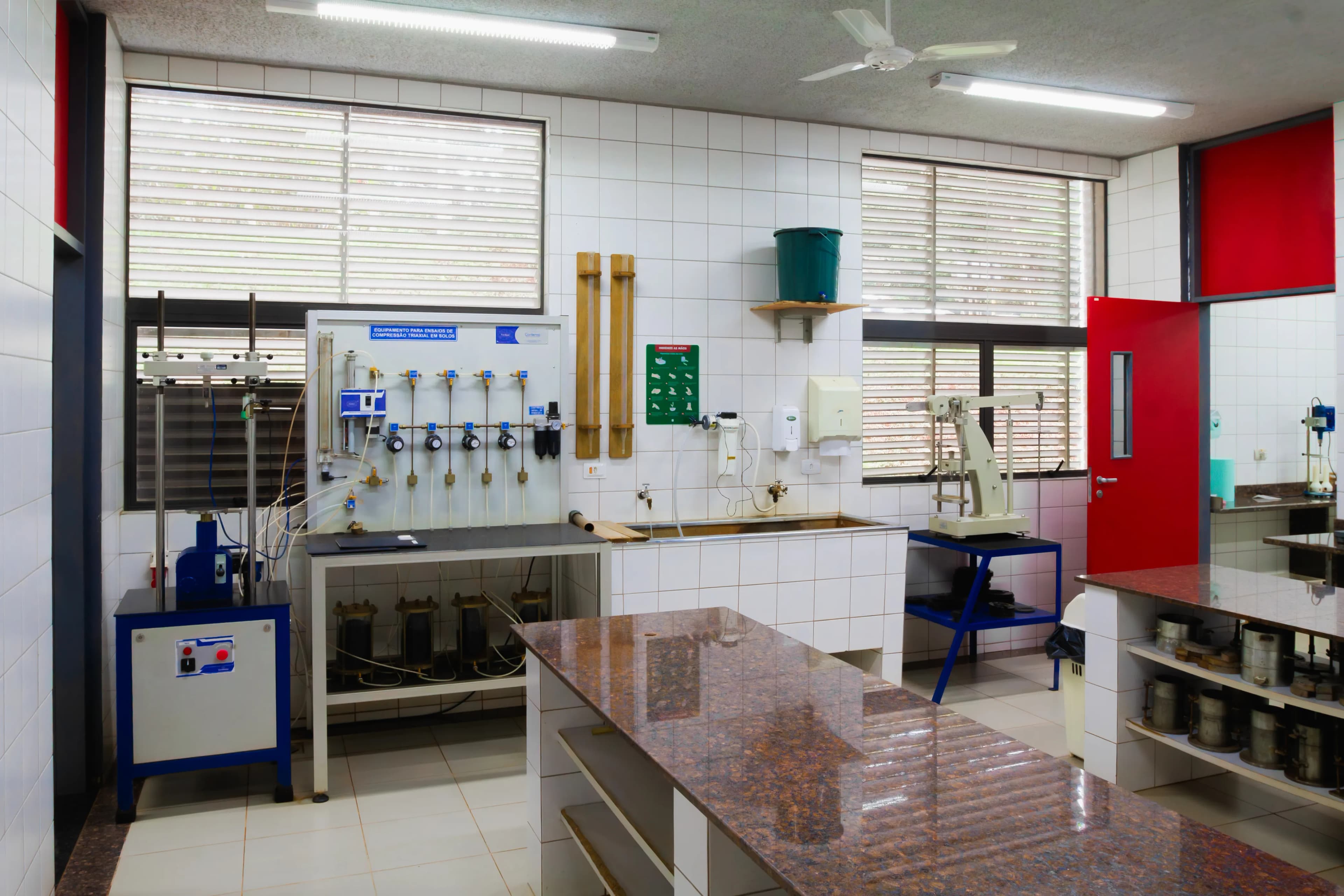Laboratório de Estradas