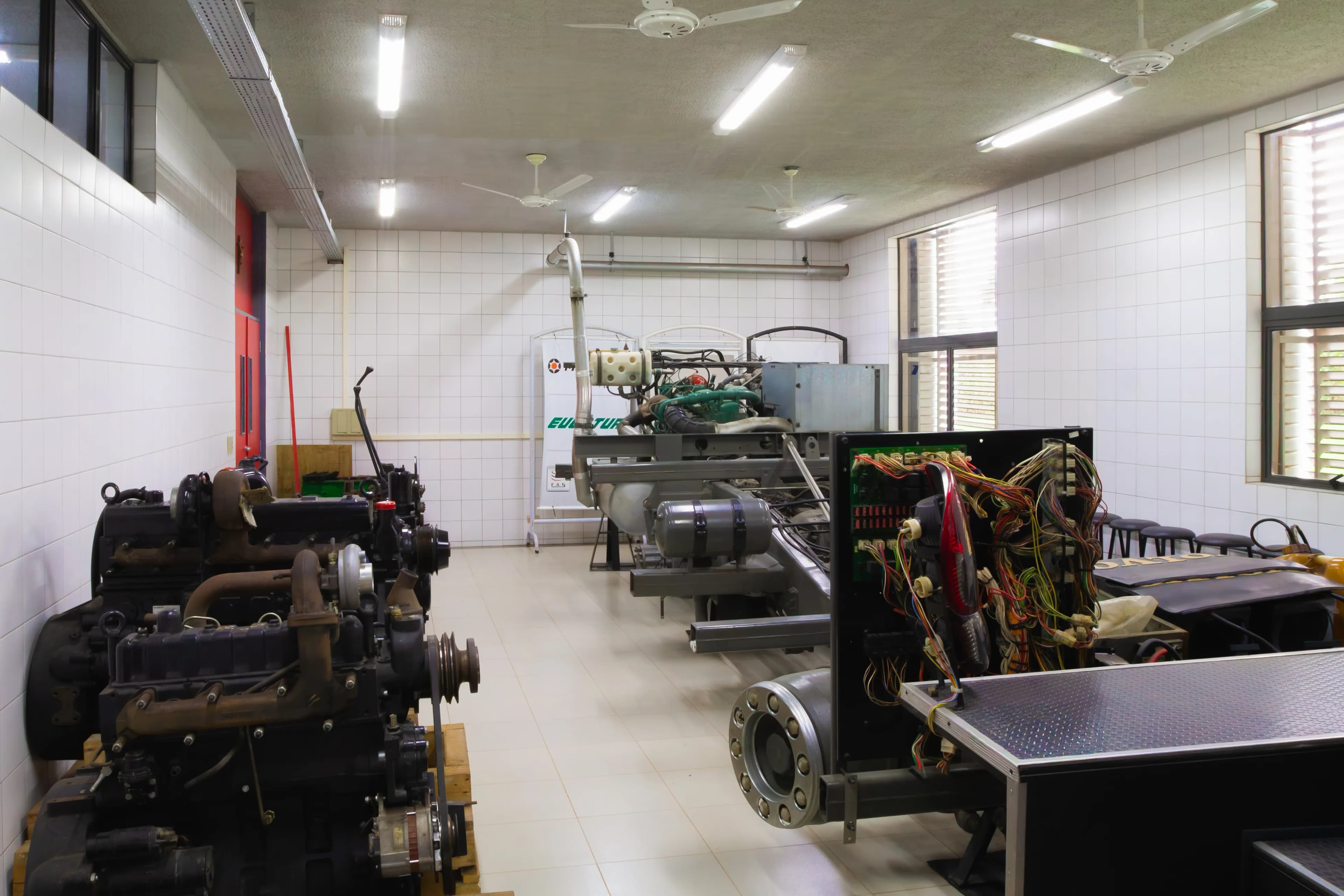 Laboratório de Motores