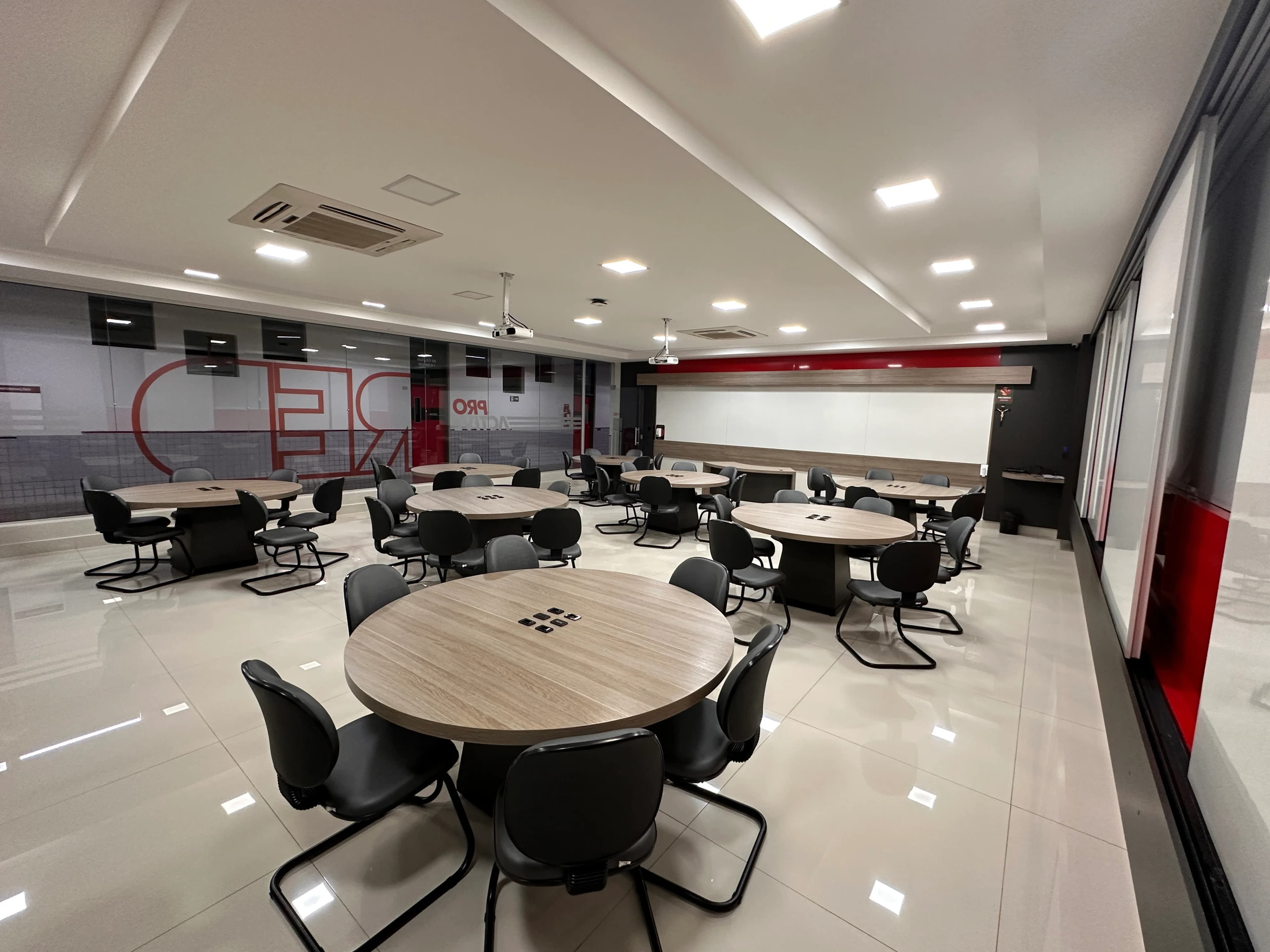 Sala Pro-Active Red