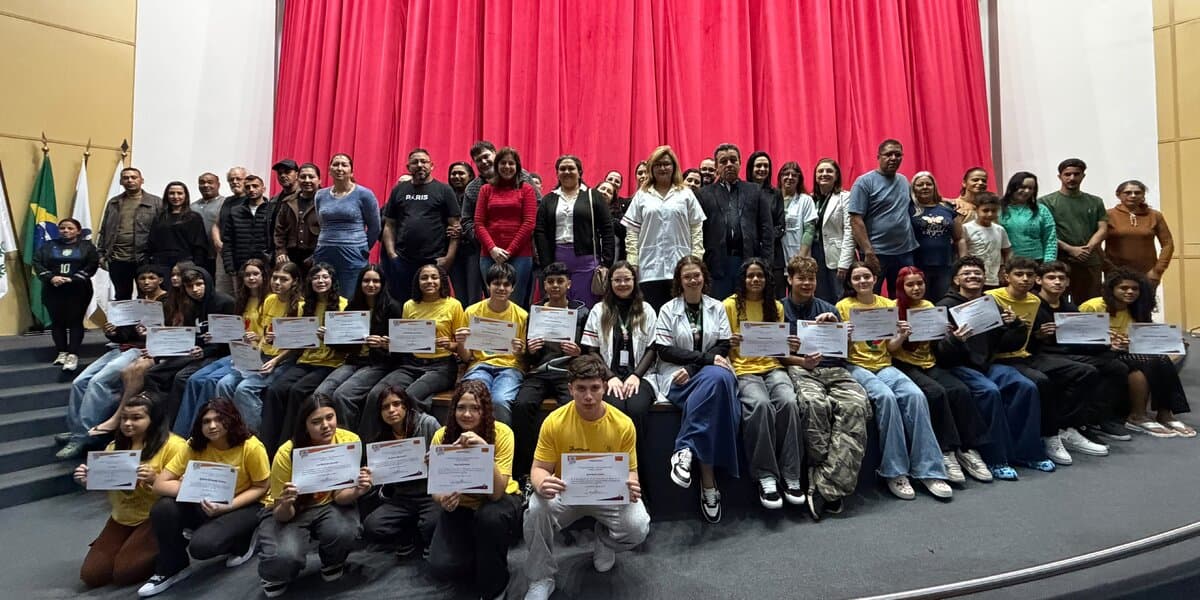 Concurso de Oratória incentiva protagonismo e desenvolvimento profissional de jovens aprendizes