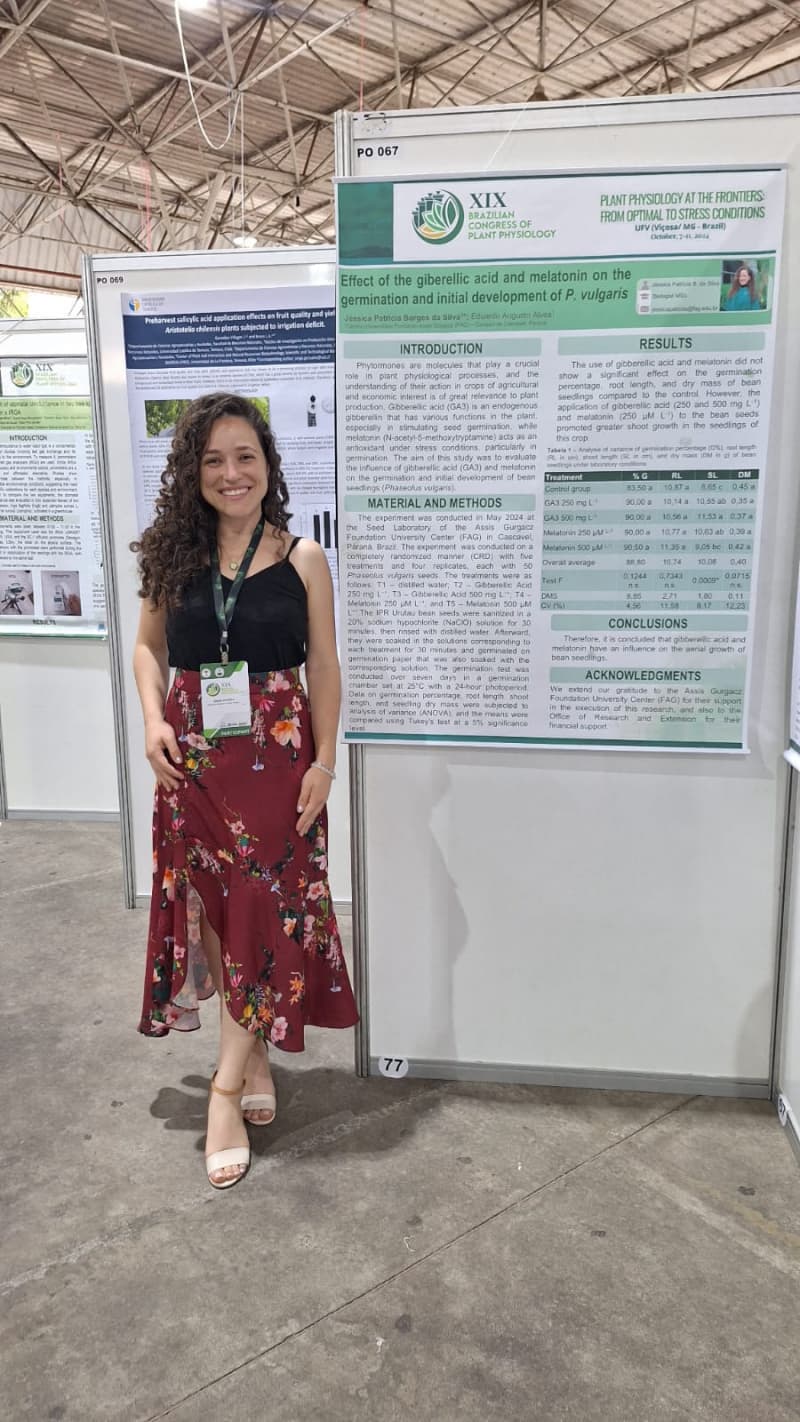 Professora de Ciências Biológicas e Agronomia participa do XIX Congresso Brasileiro de Fisiologia Vegetal