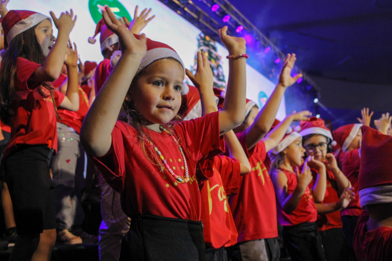 Cantata Colégio FAG - 11/12 (parte 1)