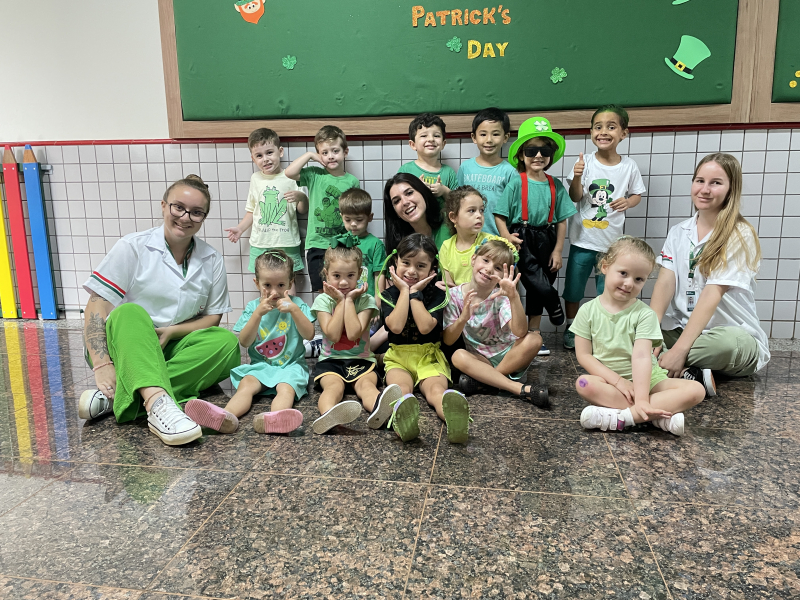 St. Patrick's Day - Colégio FAG